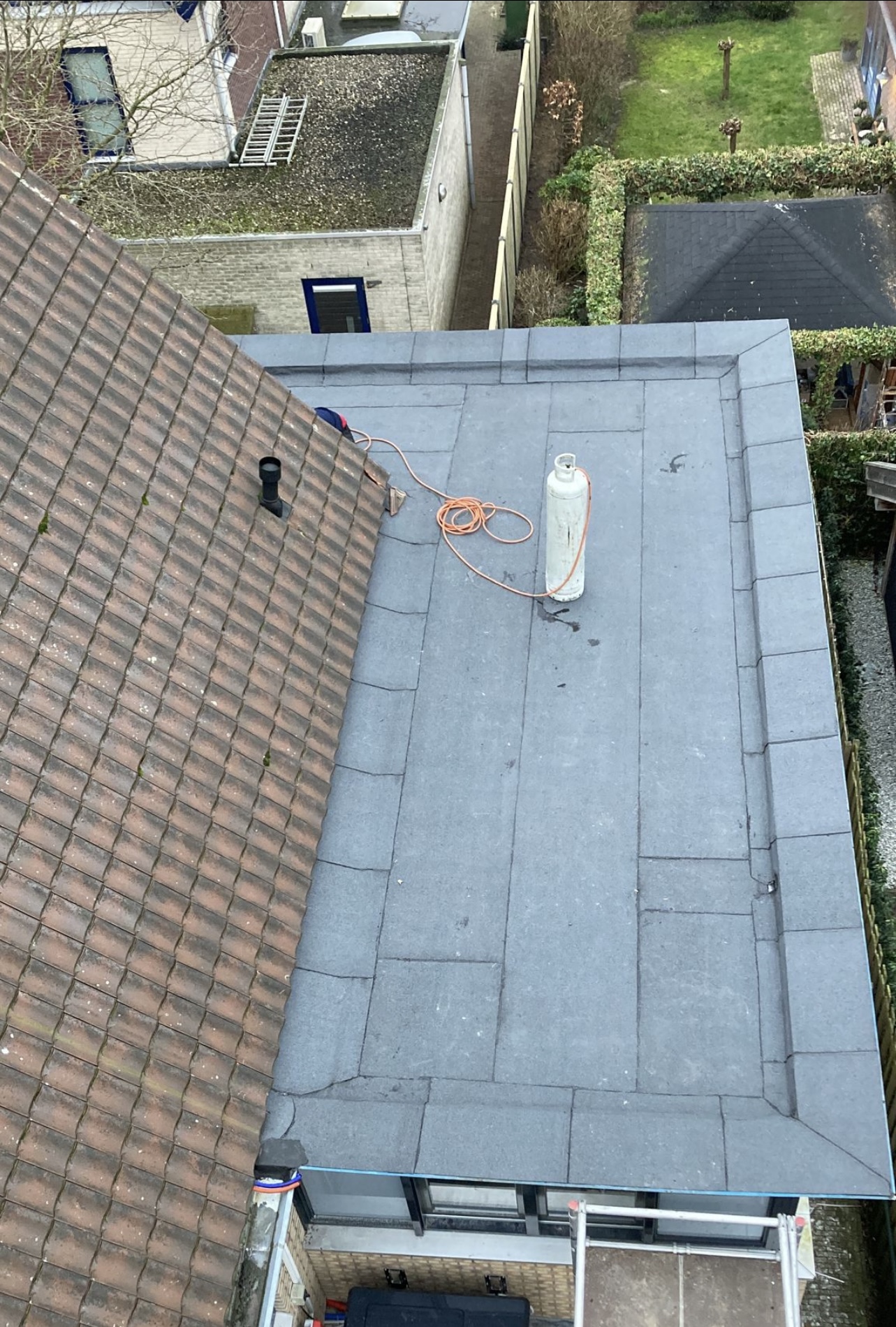 Aanbouwdak vernieuwd